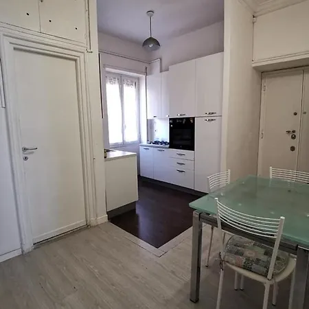 Giuse Roma House 2 Apartamento *